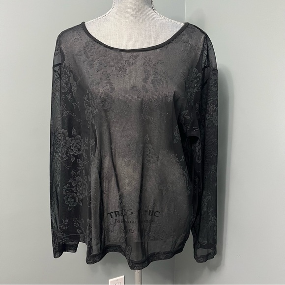 Penningtons Tops - PENNINGTONS Plus size Black Sheer Floral print Top size 2X